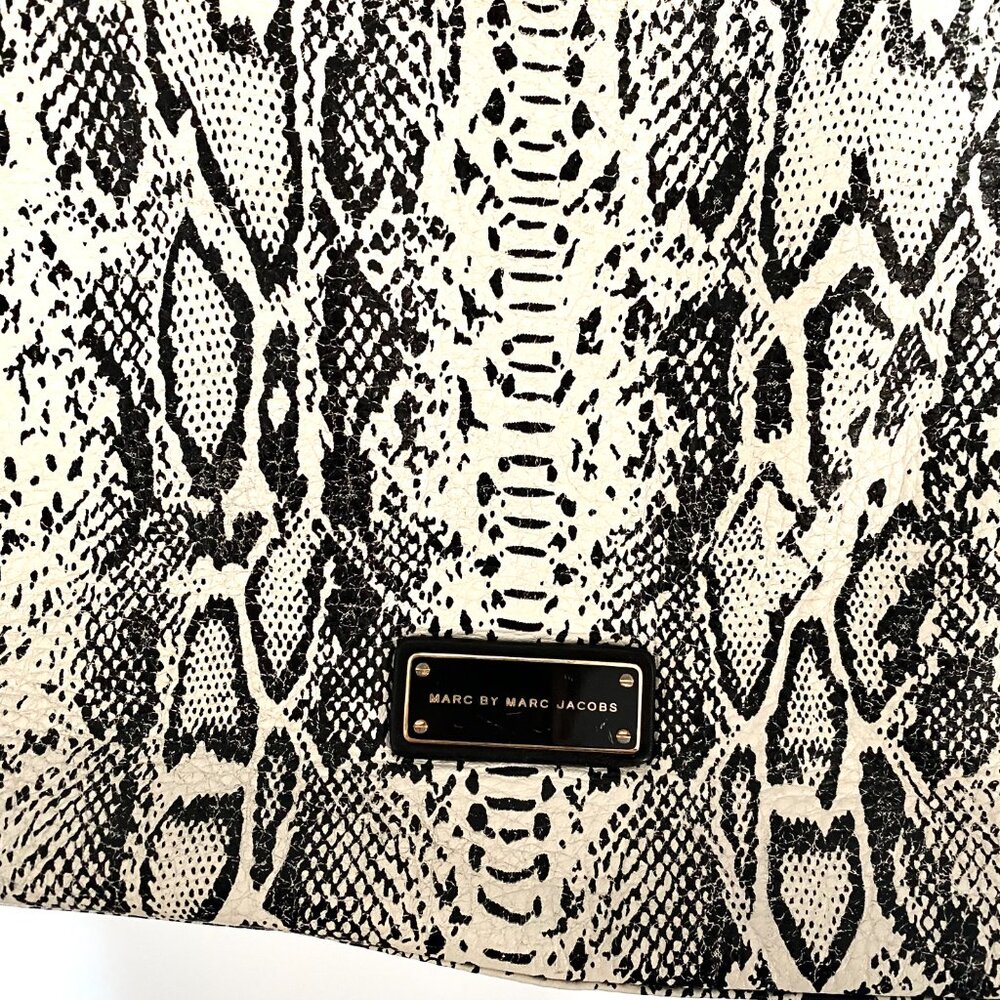 Marc Jacobs Leather Shoulder Bag Python Print Tot… - image 4